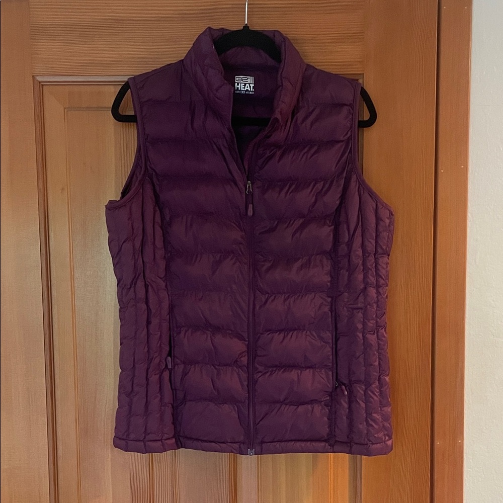 32 Degrees Women's Quilted Puffer Vest in Plum, xl